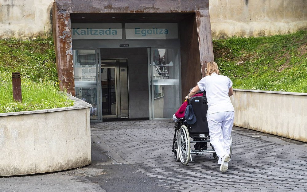 El decreto sigue sin garantizar las dos horas de atención directa y agrava la precariedad laboral