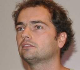 El Fuero, la paga extra y balones fuera