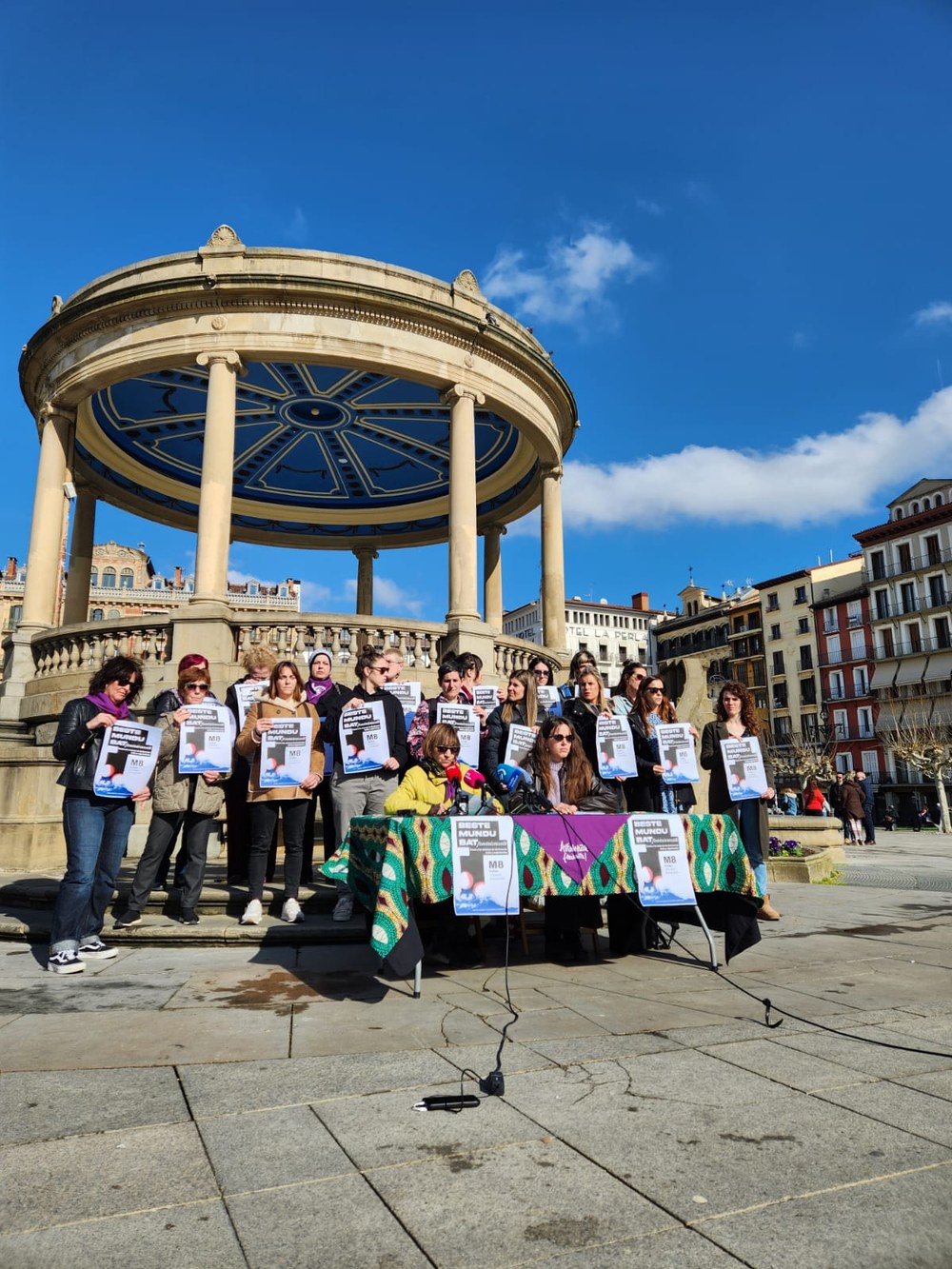 El Movimiento Feminista de Iruñerria llama a movilizarse bajo el lema "Beste mundu bat feminismotik "