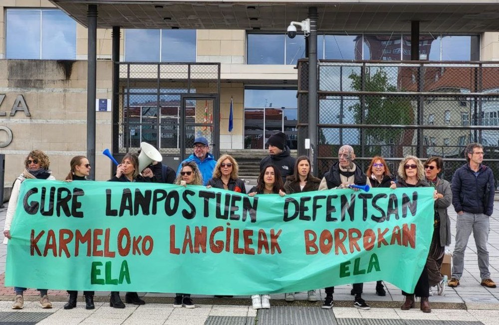 El personal del Colegio Karmelo de Donostia realiza hoy su 17ª jornada de huelga