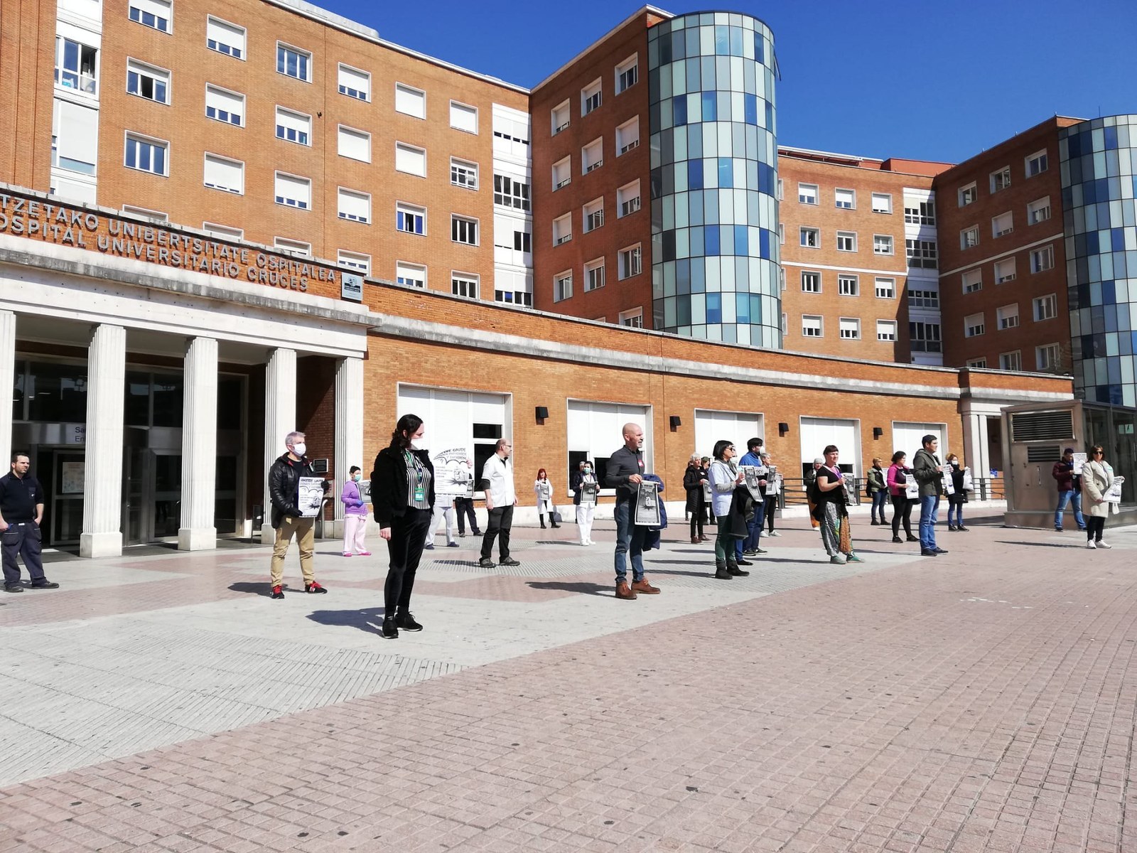 El reconocimiento de la labor de la plantilla de Osakidetza pasa por la reversión de los recortes y la consolidación del empleo El reconocimiento de la labor de la plantilla de Osakidetza pasa por la reversión de los recortes y la consolidación del empleo