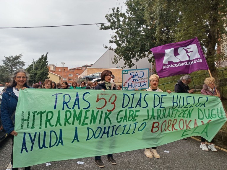 ELA convoca tres nuevos días de huelga en el SAD de Bizkaia como denuncia por los más de 7 años sin convenio ni mejoras