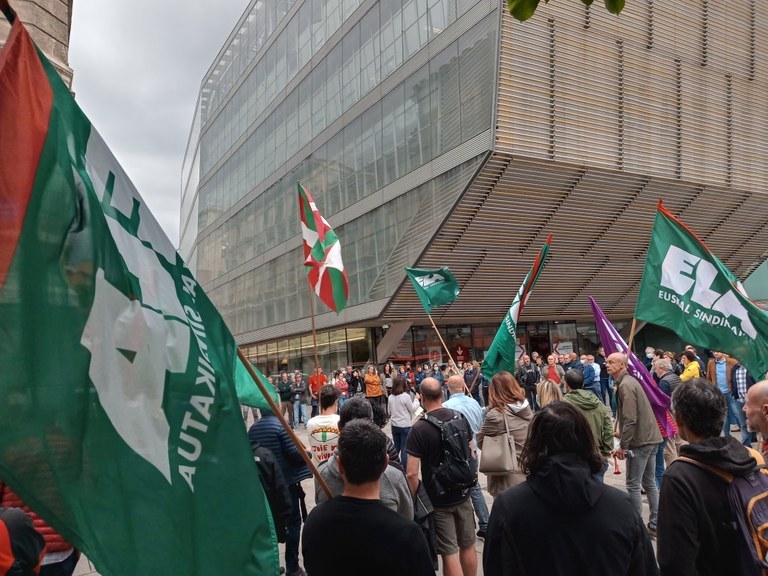 ELA denuncia al Ayuntamiento de Bilbao por vulnerar los derechos sindicales