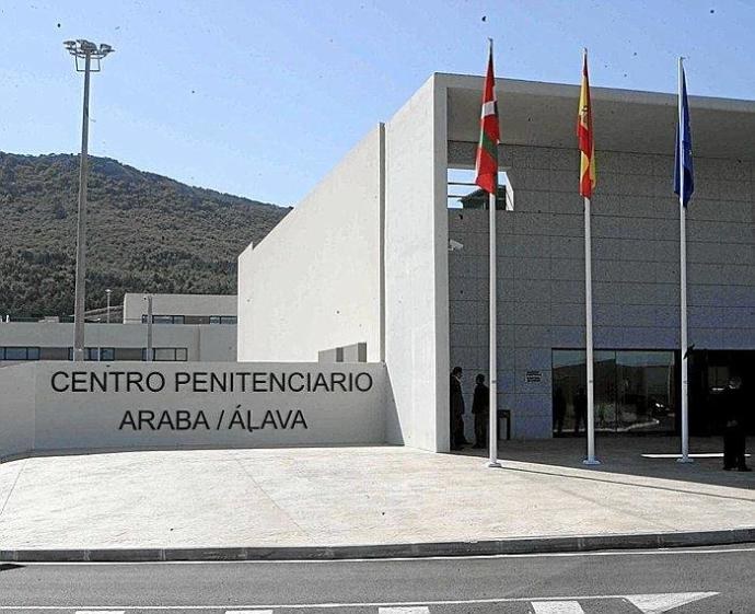 ELA denuncia la omisión del tema del empleo en la mesa de negociación de prisiones