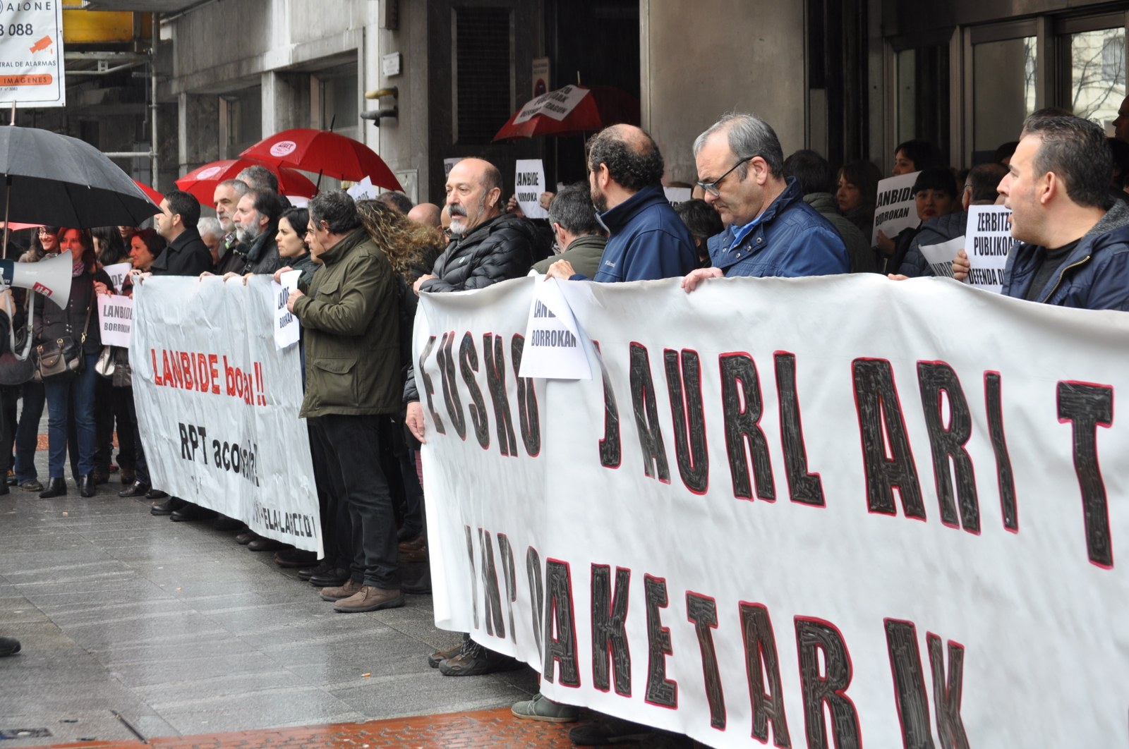El Consejero Angel Toña no negocia con los sindicatos en Lanbide