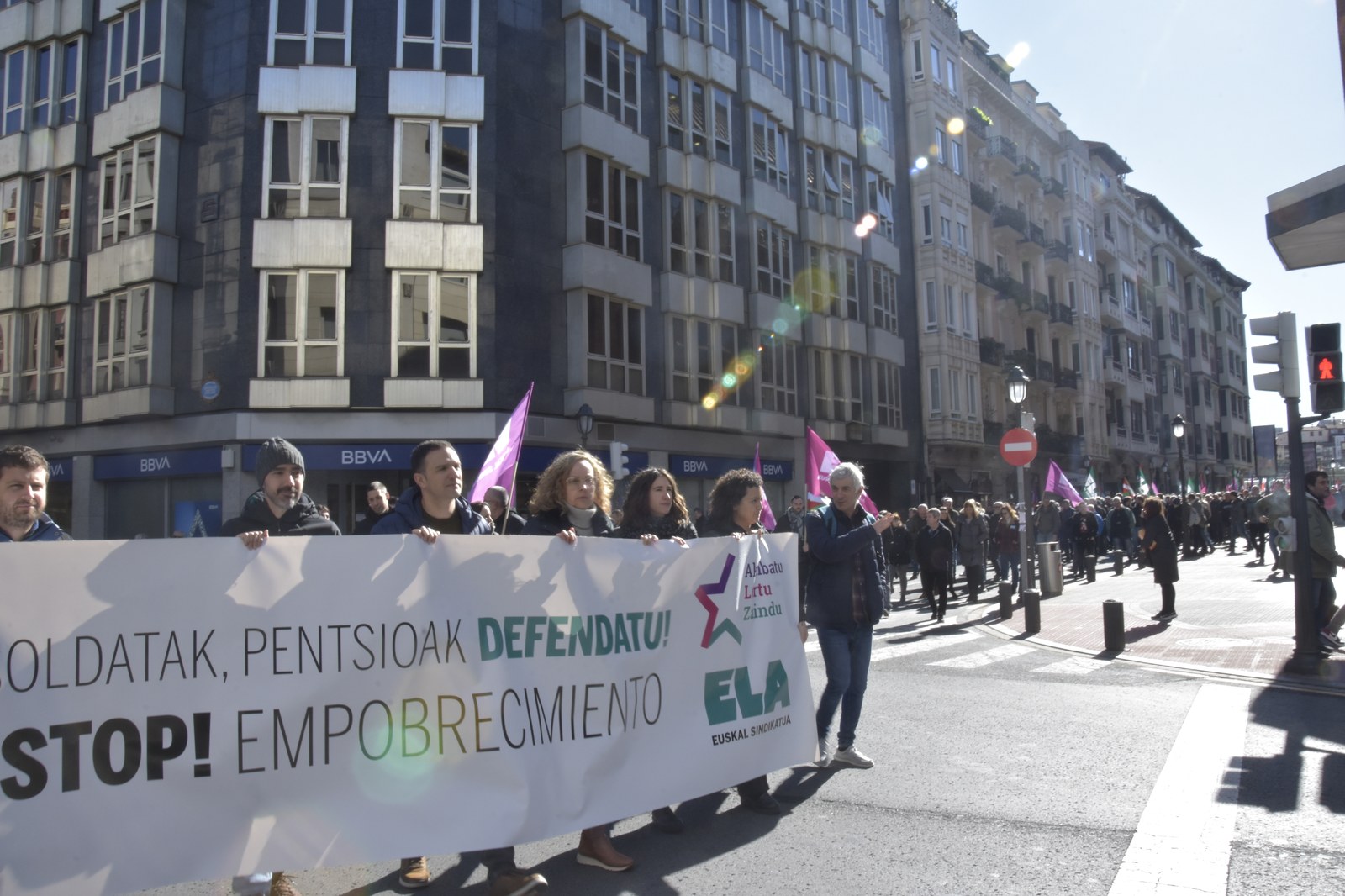 ELA denuncia que PNV y EH Bildu hayan facilitado la reducción de las pensiones de los menores de 50 años