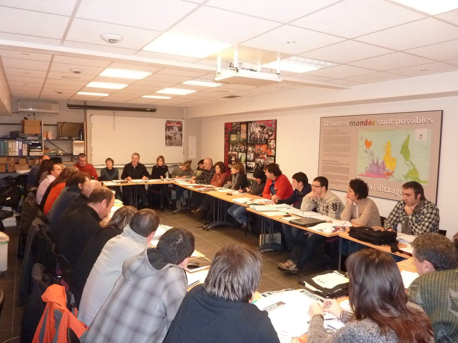 ELA exige al gobierno francés el reconocimiento institucional de Iparralde