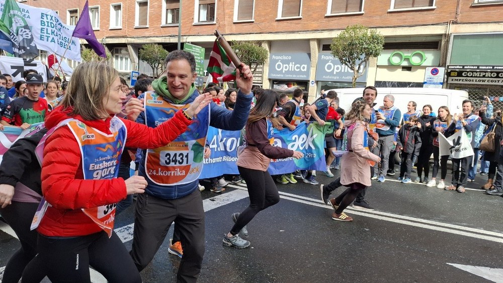 ELA ha participado en la fiesta final de Korrika en Bilbo