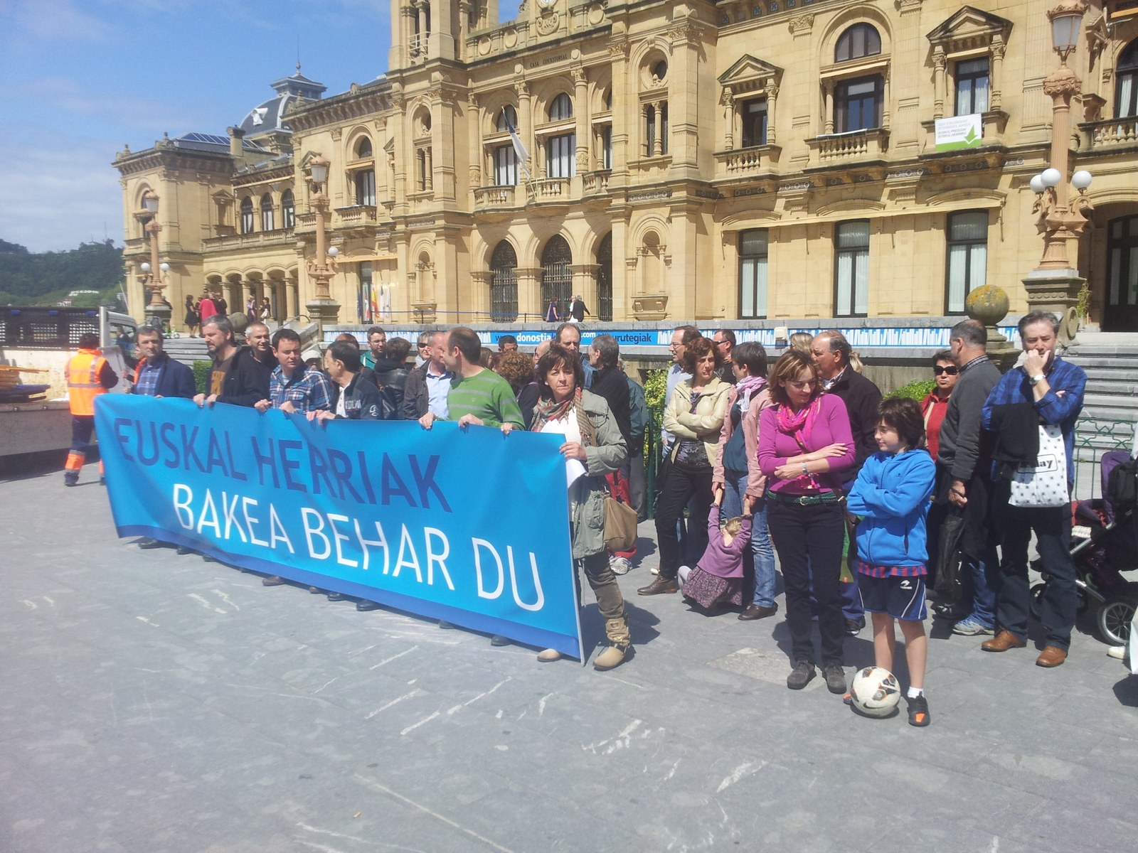 ELA llama a participar en las concentraciones del 11 de mayo bajo el lema “Euskal Herria necesita la paz. Nosotras y nosotros, por la solución”