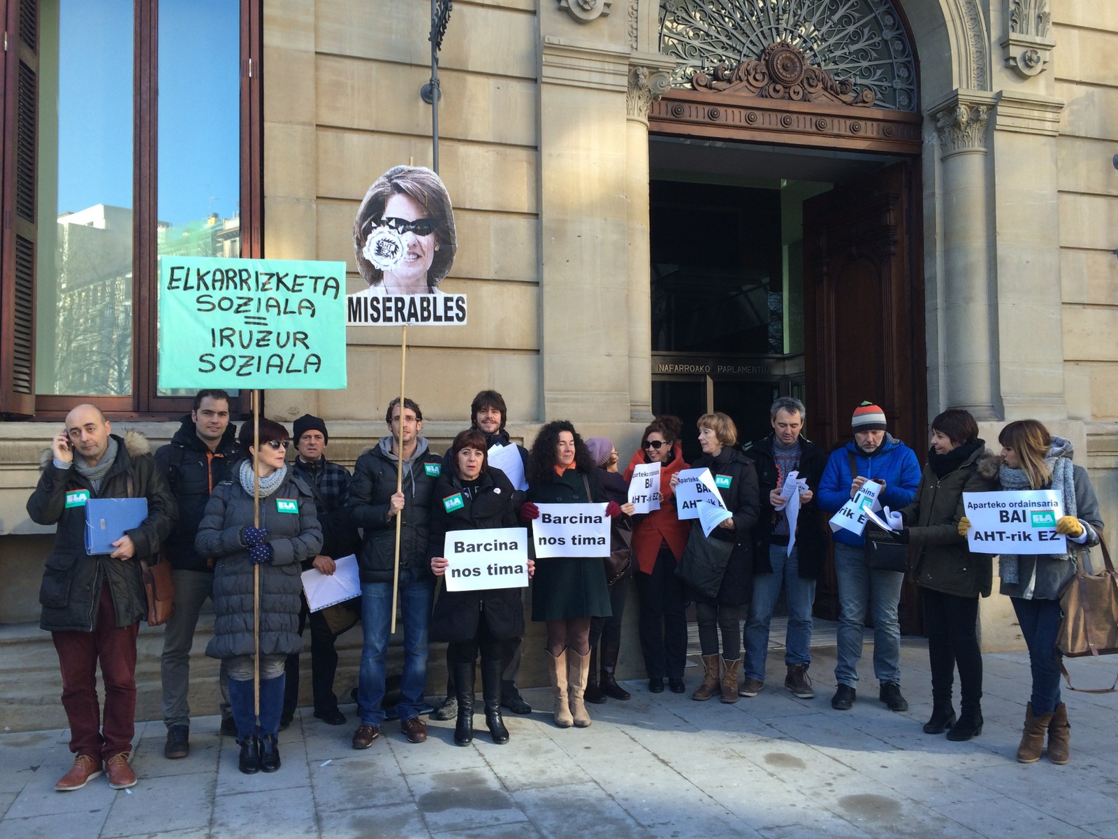 ELA presenta en Parlamento de Navarra una propuesta para devolver el 100% de la paga extra de 2012