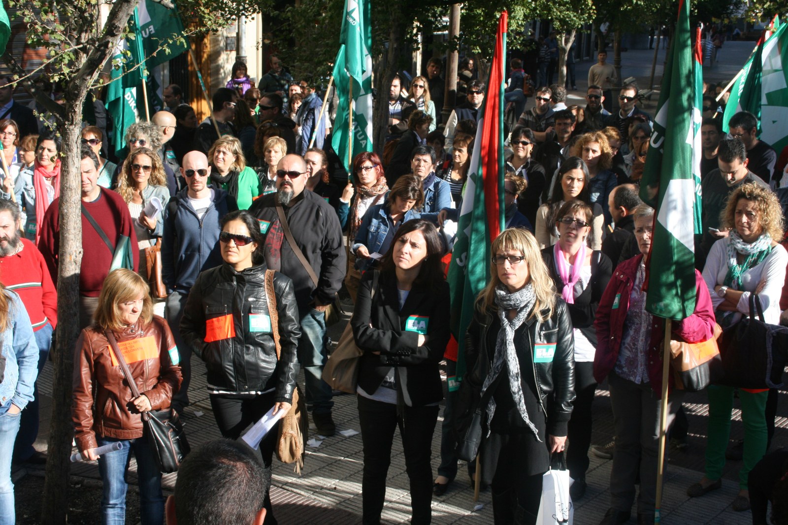 ELA presenta una ILP para el mantenimiento del empleo en las subcontratas del sector público