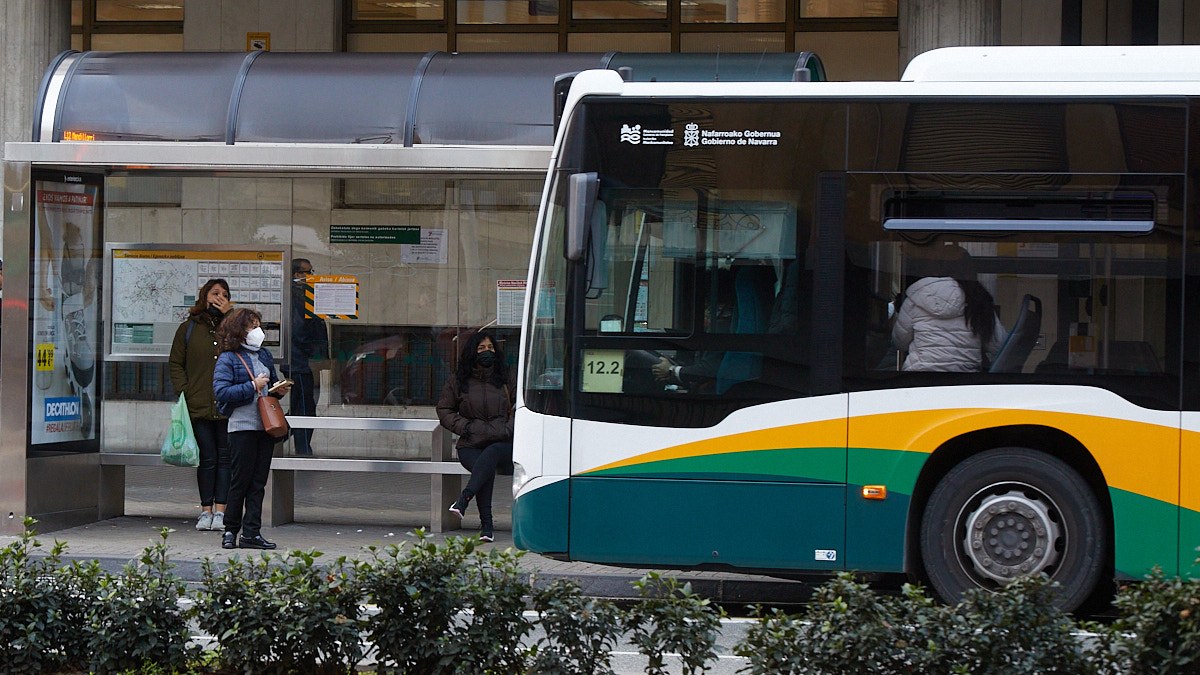 ELA reclama a las instituciones de Navarra que complementen la rebaja del transporte público