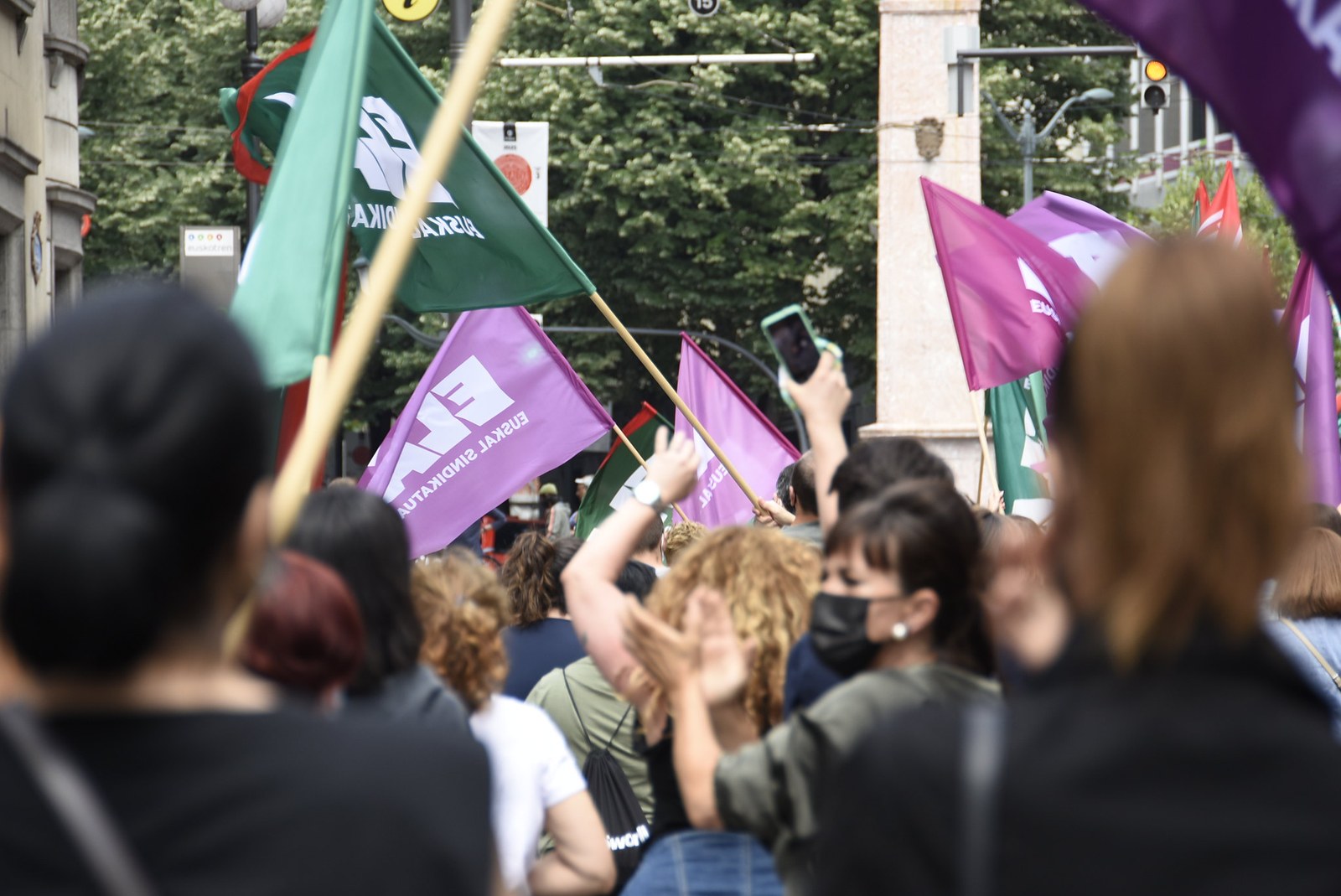 ELA recrimina a Idoia Mendia la inacción de su gobierno ante el incremento de la siniestralidad y los recortes en prestaciones sociales