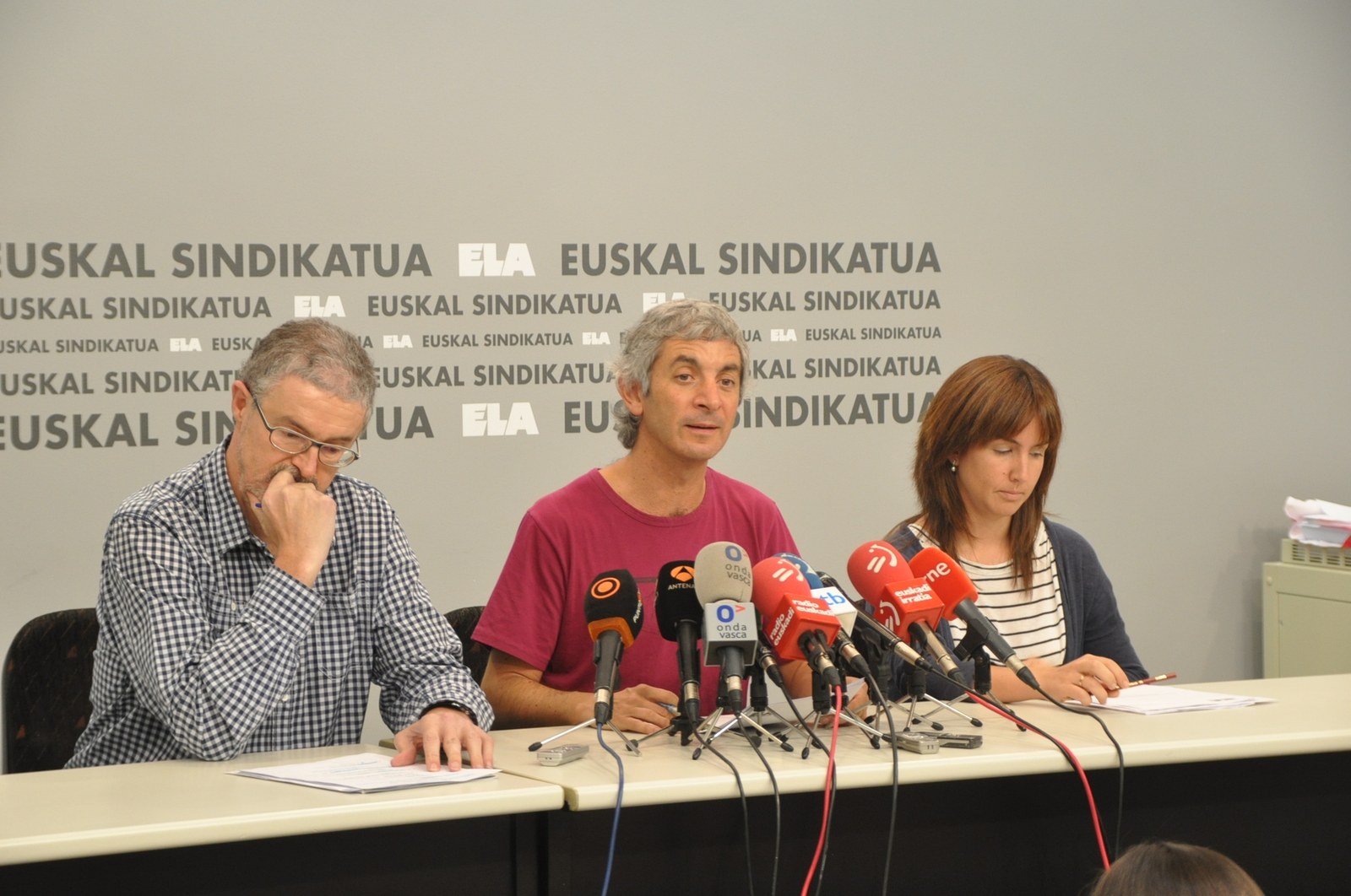 ELA ultima su respuesta a los recortes anunciados por Rajoy