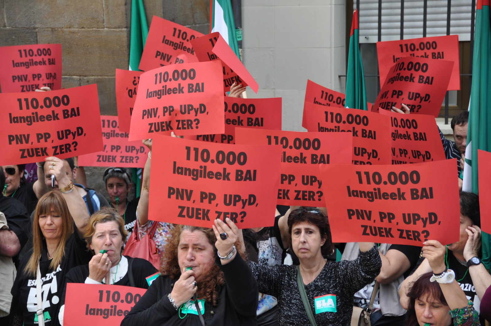 Exigimos al Parlamento Vasco un freno a la explotación