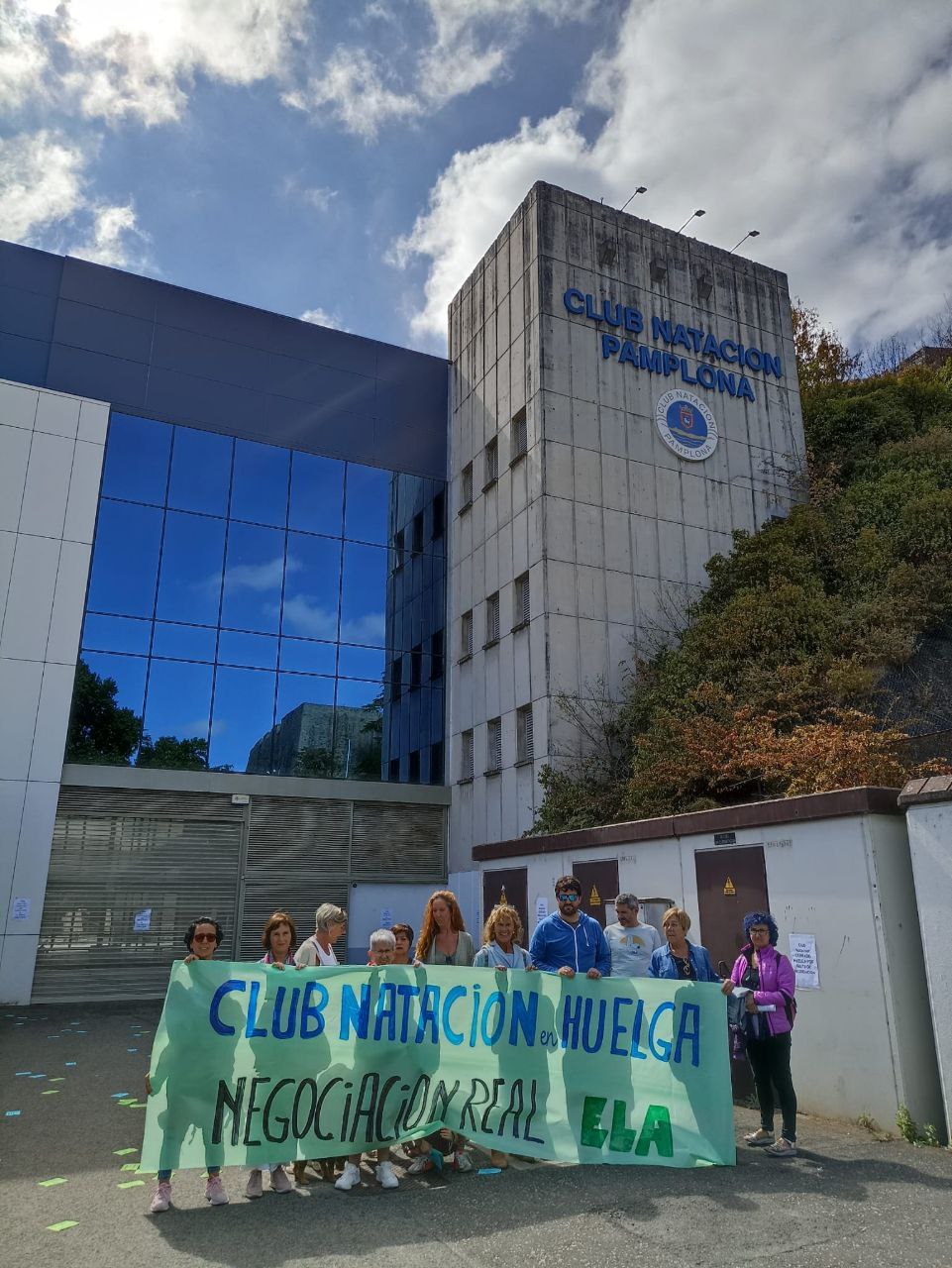 Éxito del primer día de huelga en el Club Natación de Iruña