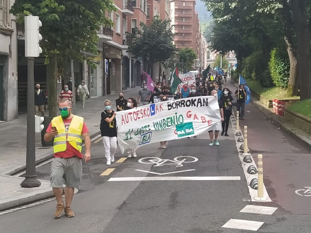 Habrá más huelgas en las Autoescuelas de Bizkaia si la patronal no acude con propuestas a la reunión del 28 de julio