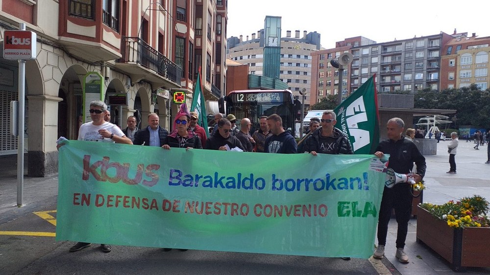 Paro total en la huelga del servicio de autobús urbano de Barakaldo
