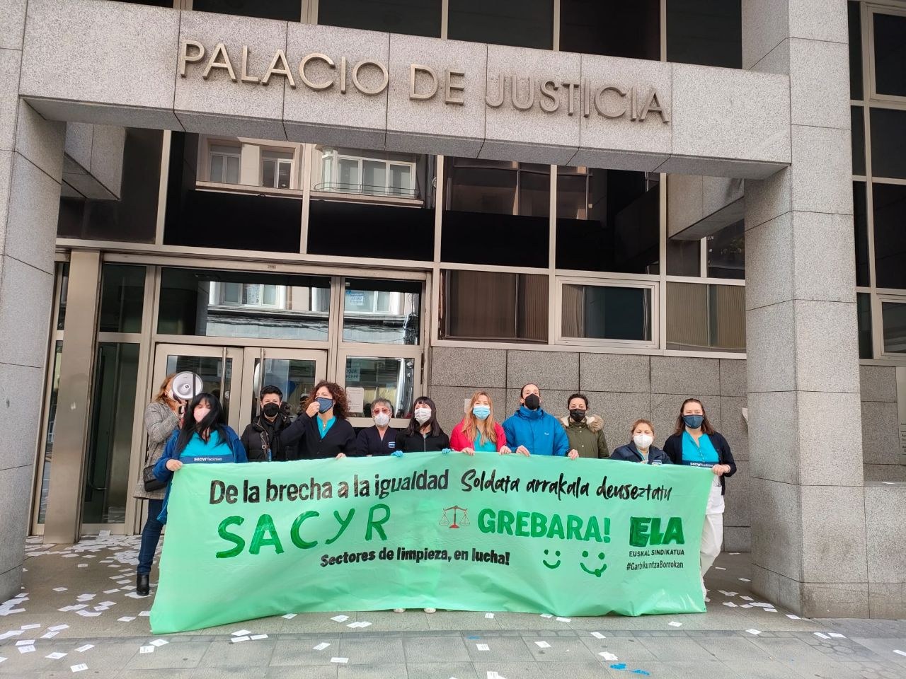 Huelga indefinida de las limpiadoras de los Juzgados de Bizkaia