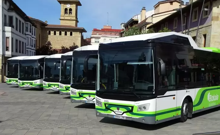 Huelga por las condiciones y el servicio, y para garantizar los puestos