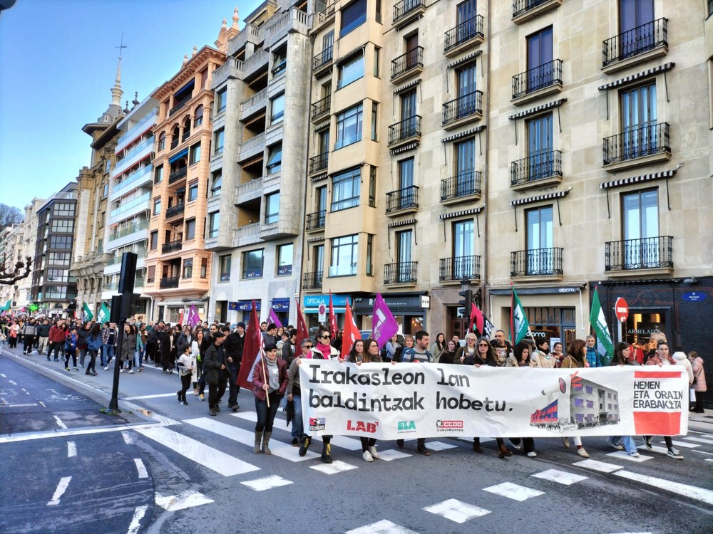 La 3ª huelga del profesorado registra un seguimiento del 75%
