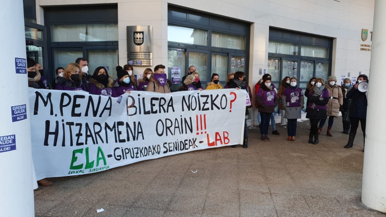 La Diputación de Gipuzkoa sigue negándose a reunirse con las trabajadoras de las Residencias el día que la huelga cumple 255 días