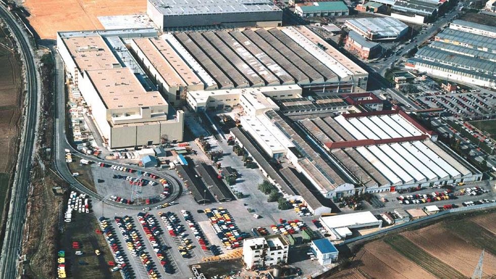 La dirección de Mercedes plantea un ataque sin precedentes a las condiciones laborales de la plantilla