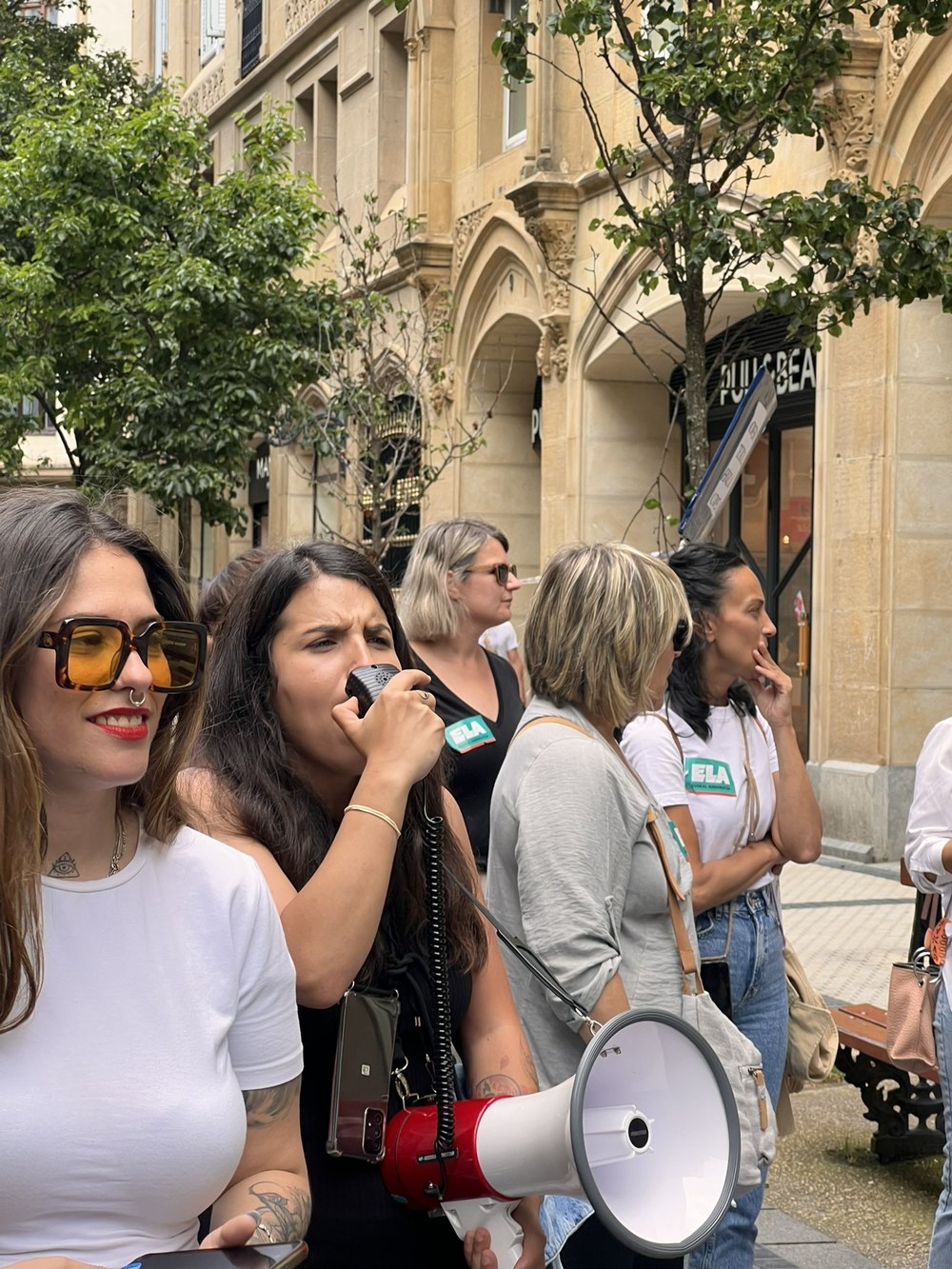 La huelga en el comercio textil de Gipuzkoa ha sido un éxito