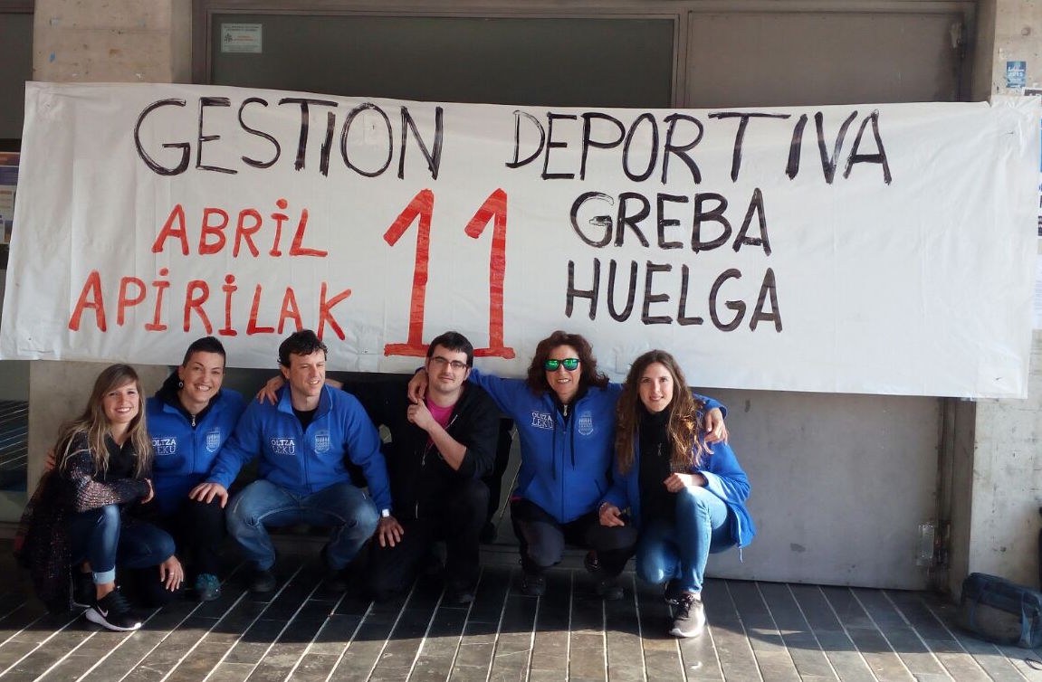 La huelga en gestión deportiva obtiene un notable respaldo y cierra más de 20 instalaciones en toda Navarra