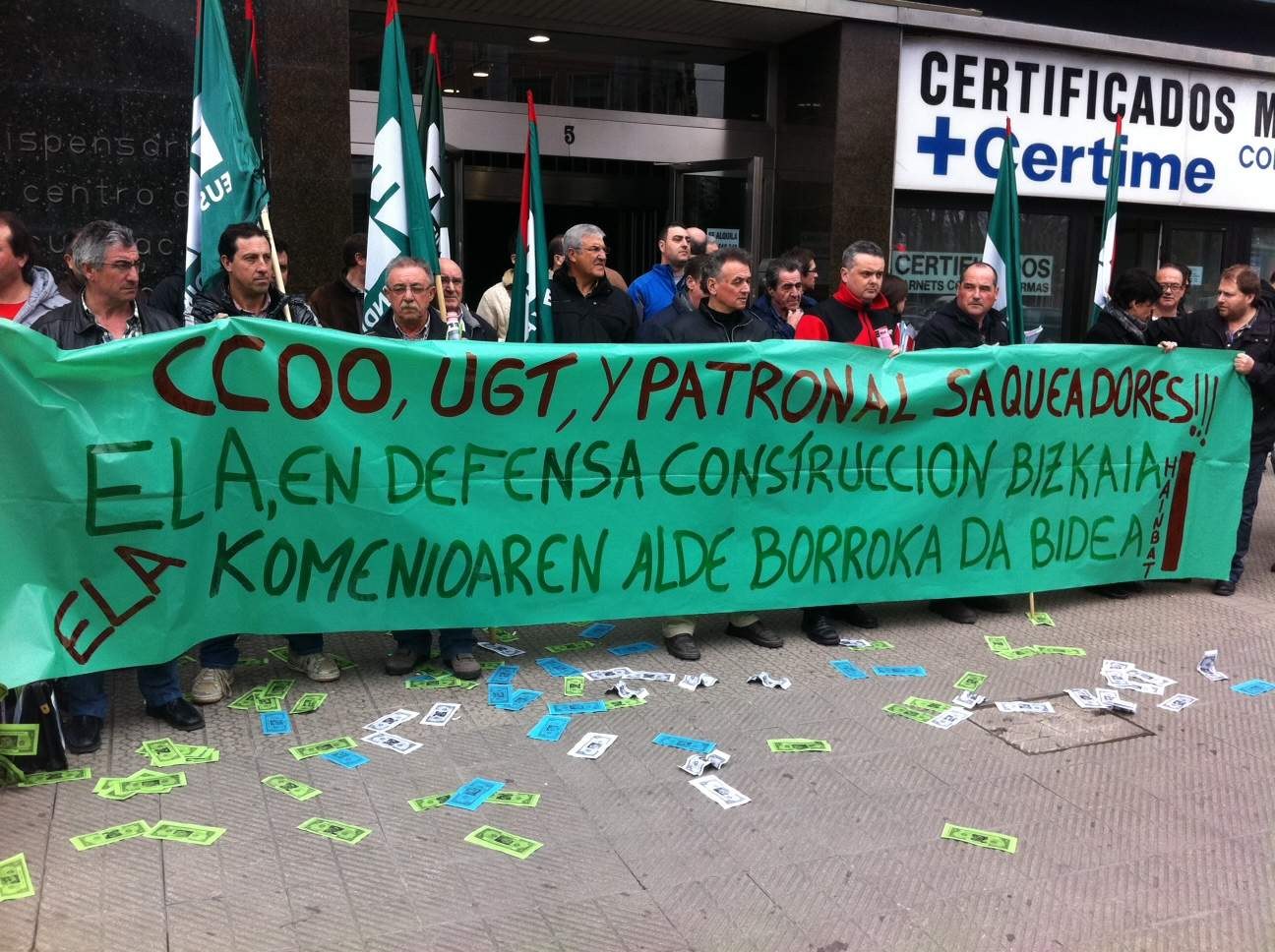 La mesa negociadora del convenio de la construcción de Bizkaia en peligro