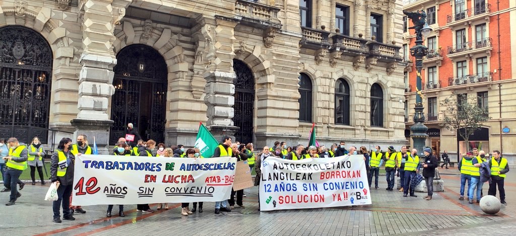 Las movilizaciones fuerzan a la patronal de las Autoescuelas de Bizkaia a convocar mesa de negociación para el 17 de marzo