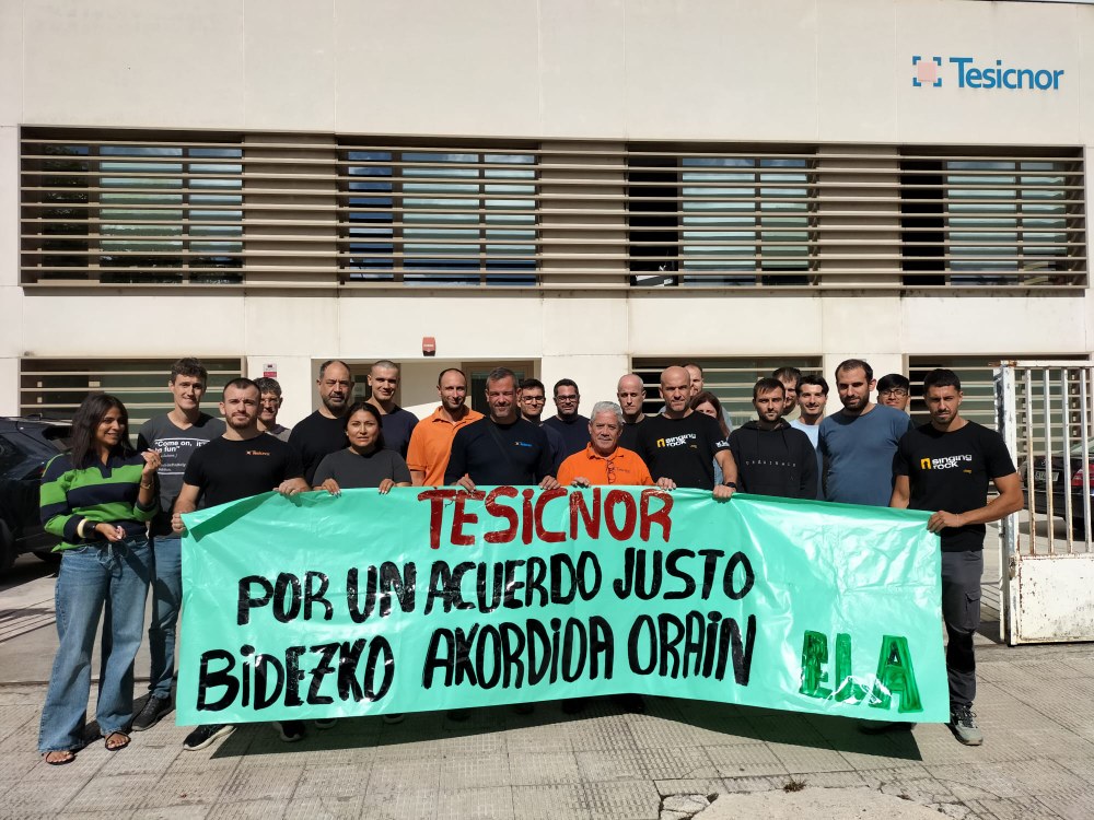 La plantilla comienza a movilizarse para romper el bloqueo en la negociación de mejoras laborales