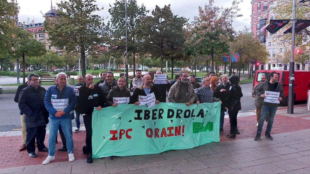 La plantilla de Iberdrola sale a la calle para denunciar la pérdida de poder adquisitivo