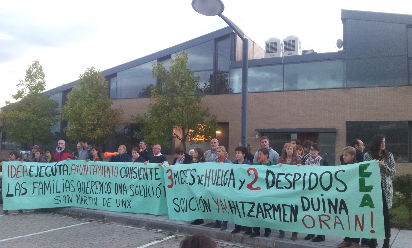 La plantilla de la residencia de San Martín de Unx cumple tres meses de huelga pese a las coacciones