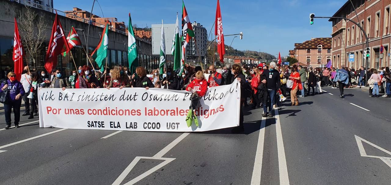Seguimiento masivo de la jornada de huelga en Osakidetza