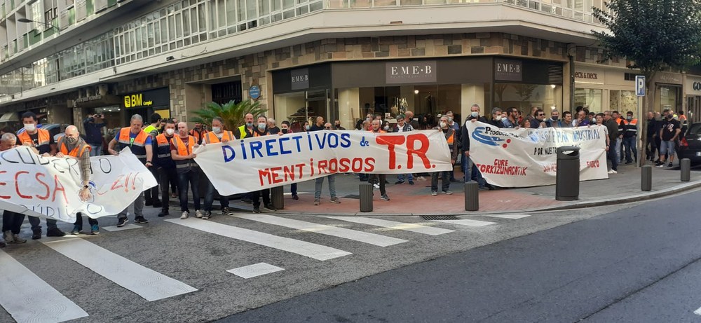La plantilla de Productores Tubulares inicia una huelga contra el traslado de producción y la pérdida de empleo