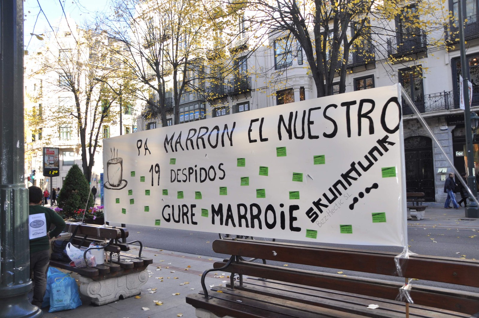 La plantilla de Skunkfunk en huelga contra los 19 despidos