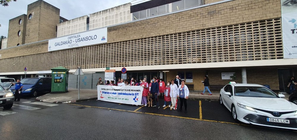 La plantilla del Centro Vasco de Transfusión y Tejidos Humanos continúa movilizándose por la equiparación salarial