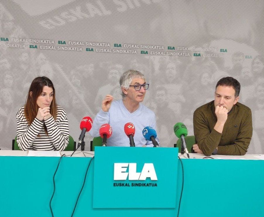 La reforma contiene recortes y consolida los aprobados en 2011 por Zapatero, UGT y CCOO