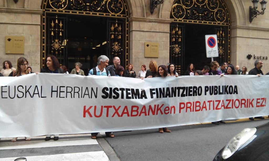 La venta de créditos por parte de Kutxabak a un fondo buitre se saldará con pérdidas