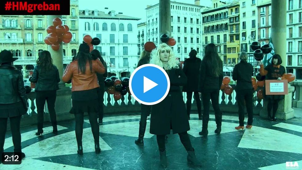 Las trabajadoras parodian a Shakira con sus reivindicaciones