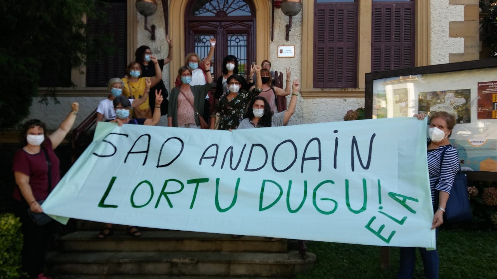 Las trabajadoras del SAD de Andoain logran un acuerdo para mejorar sus condiciones, tras cinco días de huelga Las trabajadoras del SAD de Andoain logran un acuerdo para mejorar sus condiciones, tras cinco días de huelga