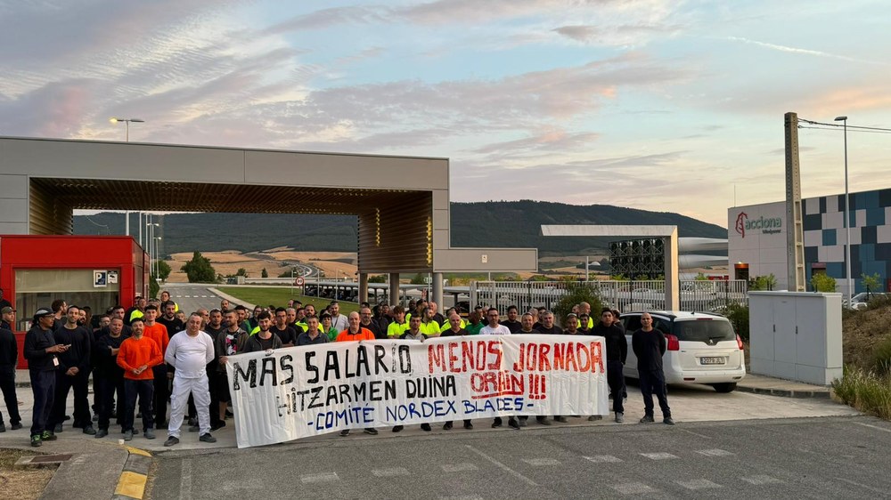 Los paros para romper el bloqueo de la empresa en la negociación del convenio paralizan la producción