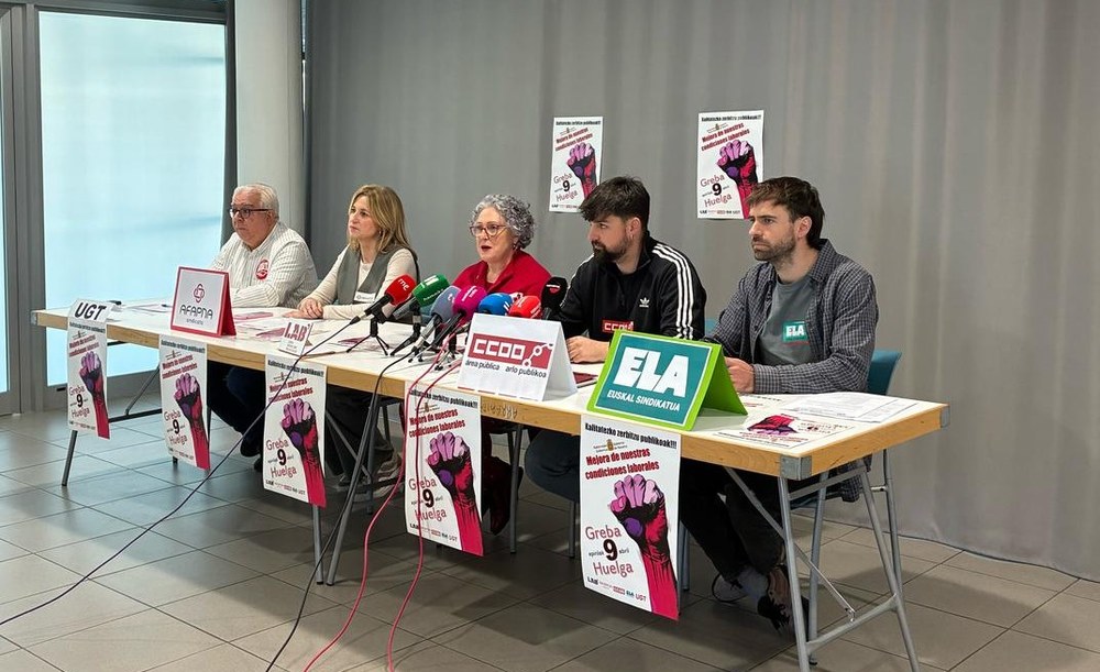 Los sindicatos de la Mesa General convocan huelga para el día 9 de abril en toda la Administración
