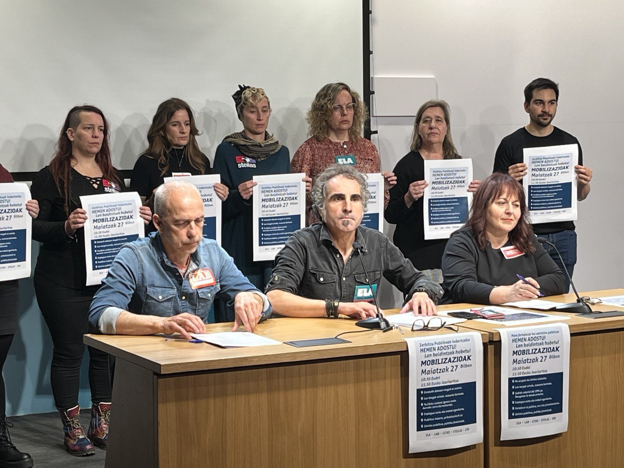 Los sindicatos instarán a los partidos políticos a presentar enmiendas para que las condiciones laborales se decidan aquí