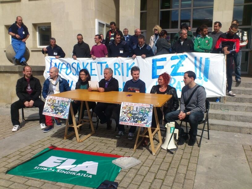 Los trabajadores/as del Ayuntamiento de Sopelana reclaman un convenio propio y exigen respeto al gobierno municipal