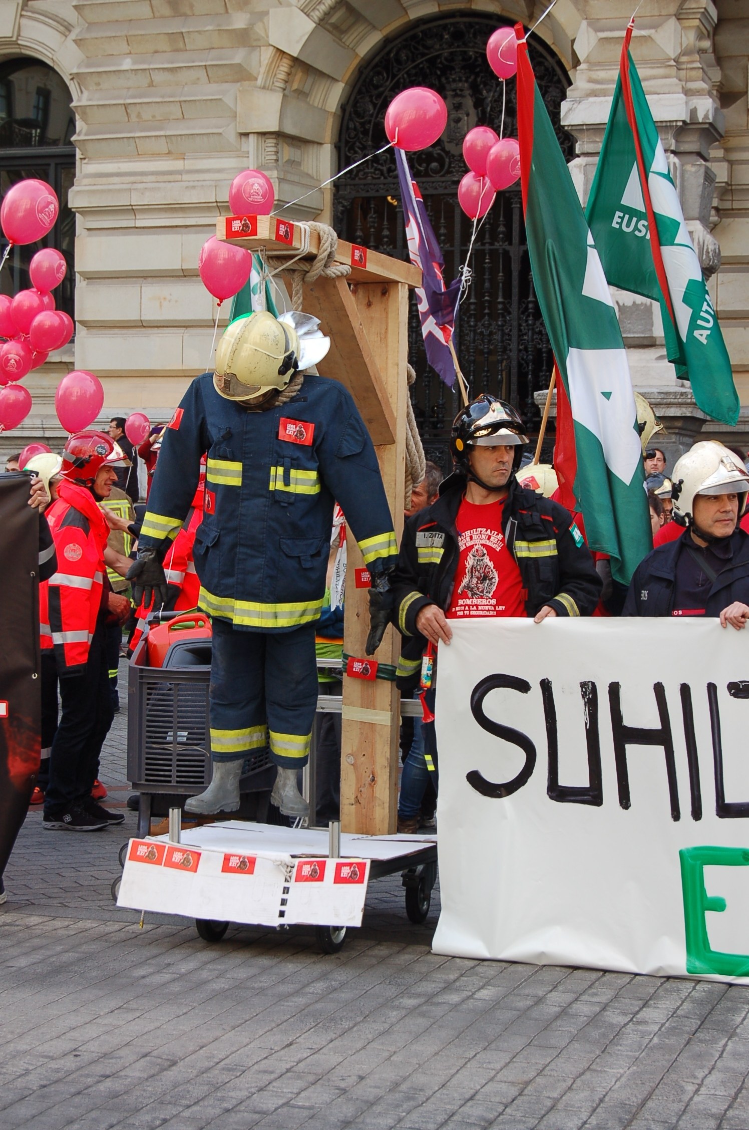 Manifestación contra la Ley de Bomberos/as