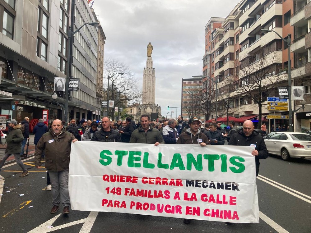 Manifestación en Santo Tomás de Bilbao en la decimocuarta jornada de huelga