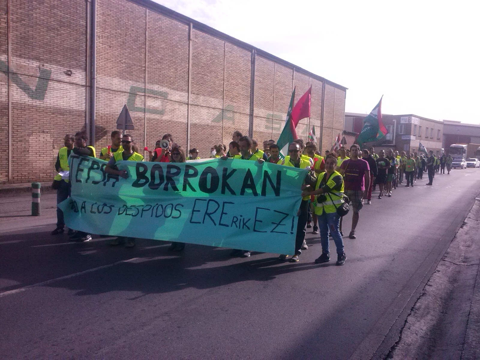 Manifestación en el Puerto de Bilbao en apoyo a la plantilla de  Terminales Portuarias en huelga indefinida