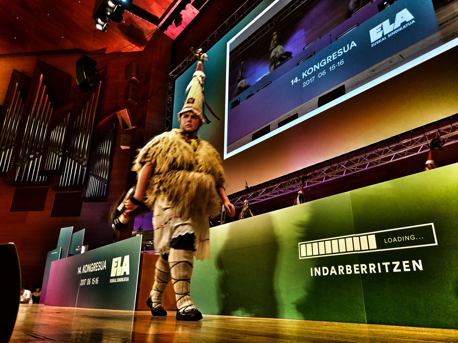 Más fuertes que nunca #Landeia Más fuertes que nunca #Landeia